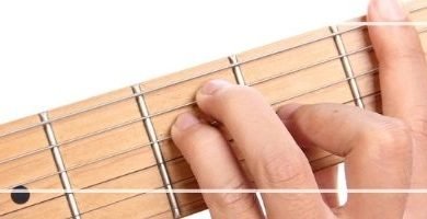 gitarda-fa-akorunu-basmanin-Kolay-Yolu